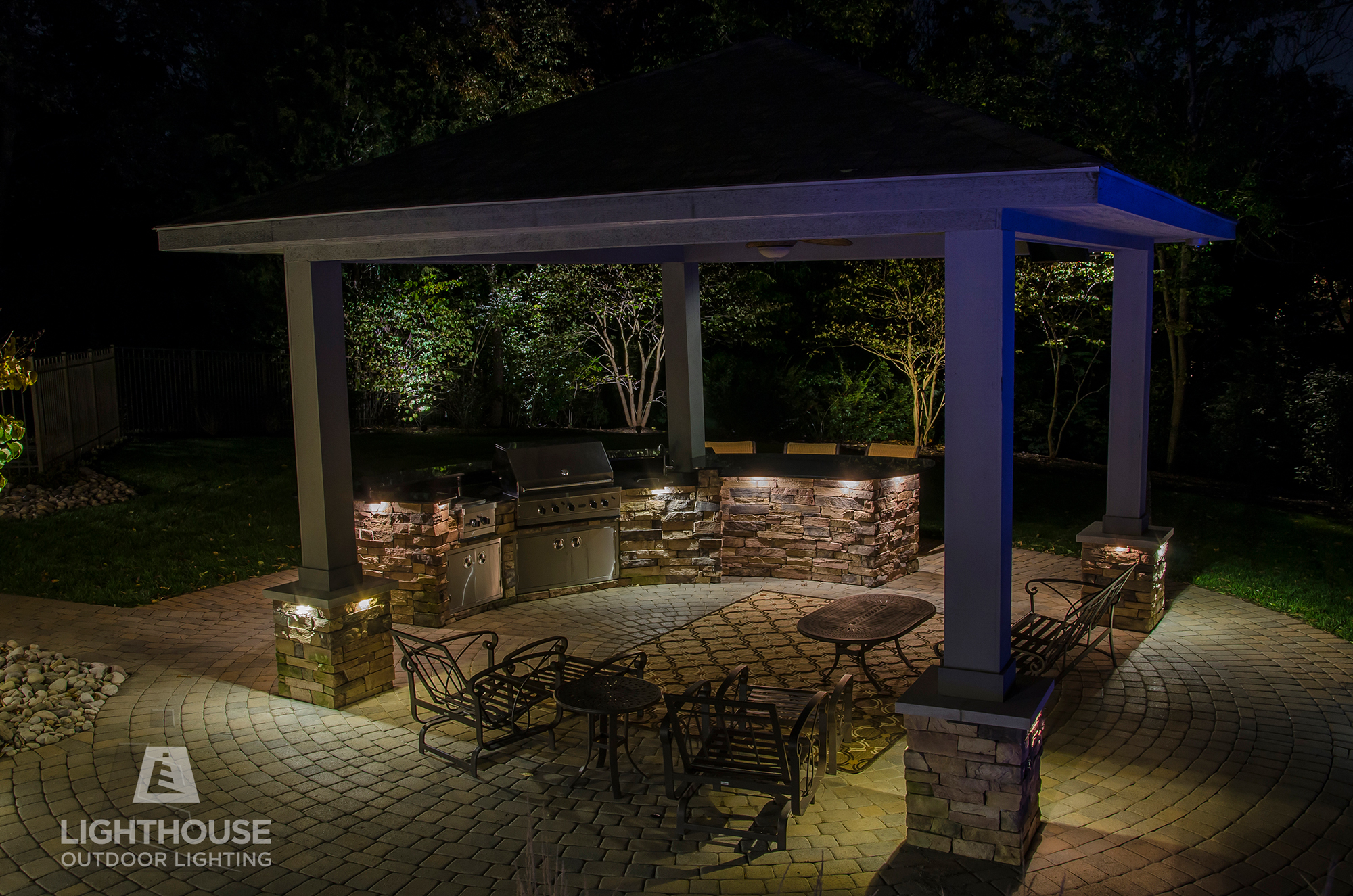 Facade and entry lighting